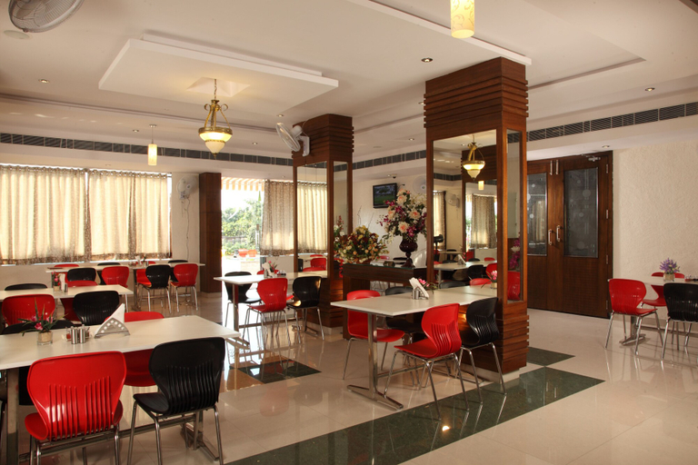 Food & Drinks 5, Vinay Residency, Raichur