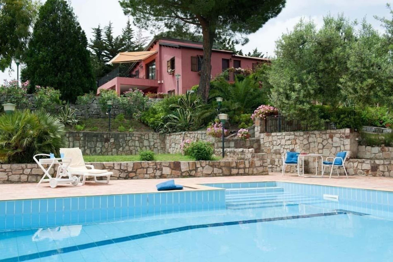 Primary image, Villa Ivoni 1, Palermo