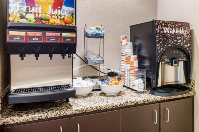 Food & Drinks 5, Comfort Suites Manchester near Arnold AFB, Coffee