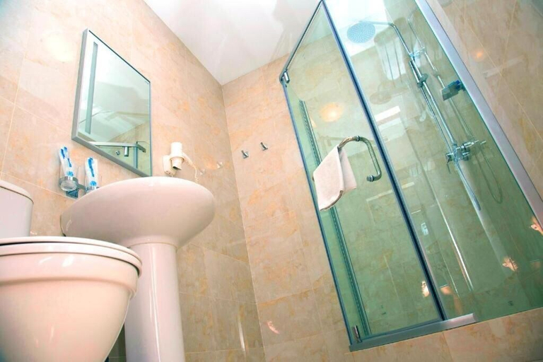 Bathroom 4, Royal Park Hotel Almaty, Almaty