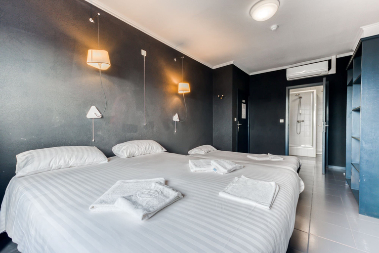 Bedroom 4, Hotel de la Gare, Liège