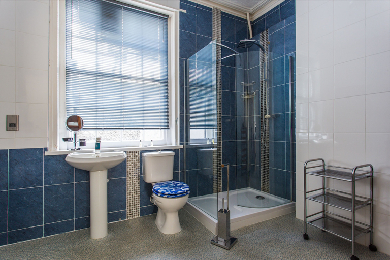 Bathroom 4, Brighton Surf Guest House, Brighton and Hove