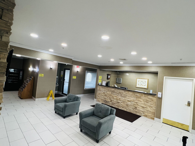 Others 5, Super 8 by Wyndham South Bend, Saint Joseph