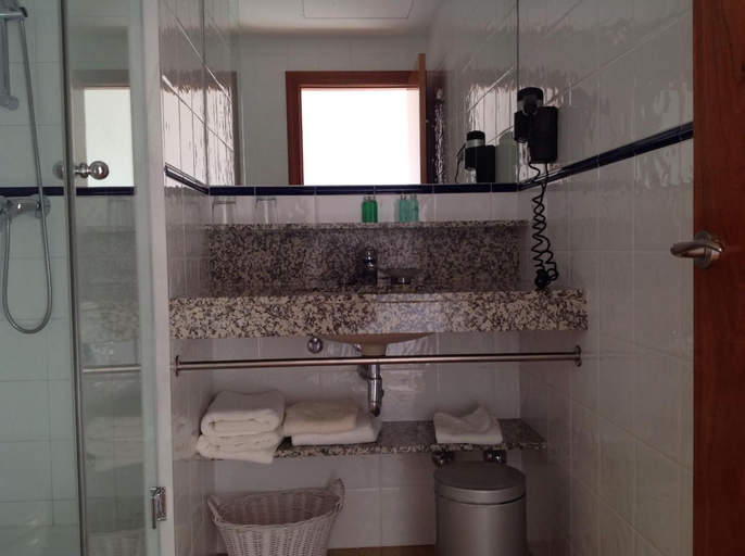 Bathroom 5, Hostal Vehí, Girona
