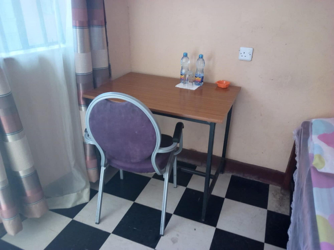 Others 5, Berlin Guest House, Naivasha