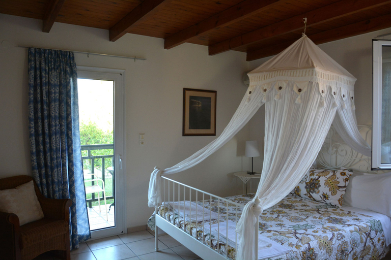 Bedroom 3, Villa Galini, Crete