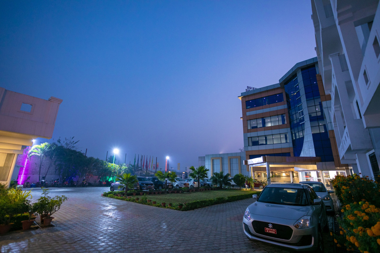 Exterior & Views 2, Hotel Starlight Nepalgunj, Bheri