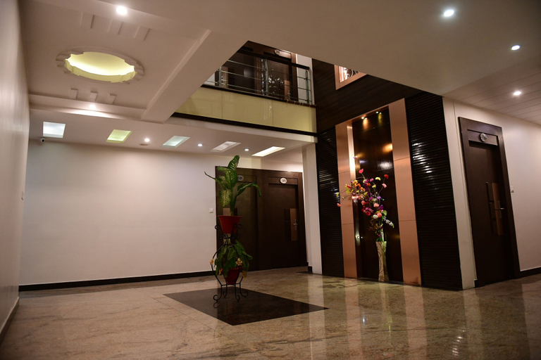 Others 4, Hotel Ravisha Continental, Kaushambi