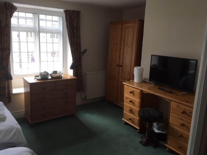 Bedroom 3, The Golden Lion, Northumberland