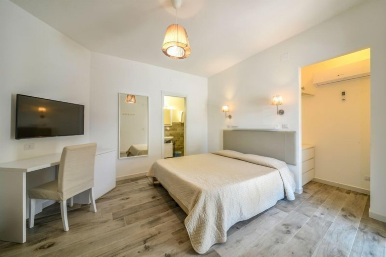 Bedroom 4, Villa D'Amato, Foggia