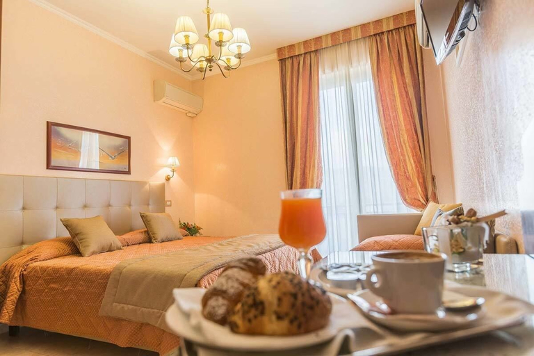 Bedroom 3, Aquila Hotel, Viterbo