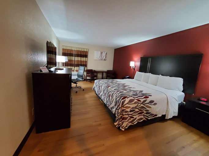Bedroom 2, Red Roof Inn Fort Worth – Saginaw, Fort Worth