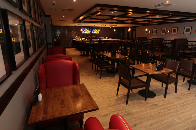 Food & Drinks 5, Ramada by Wyndham Northern Grand Hotel & Conference Centre, Peace River
