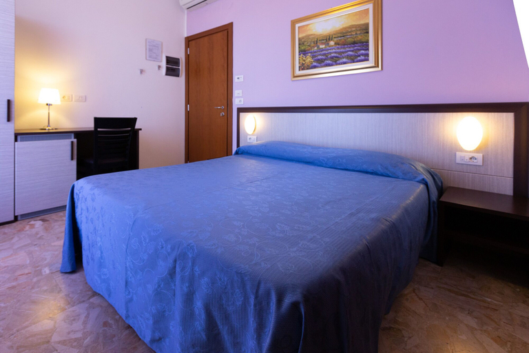 Bedroom 4, Hotel Belvedere, Fermo