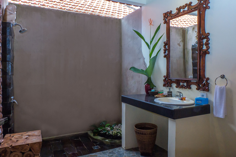 Bathroom 4, Dana's Place Private Villa, Gianyar