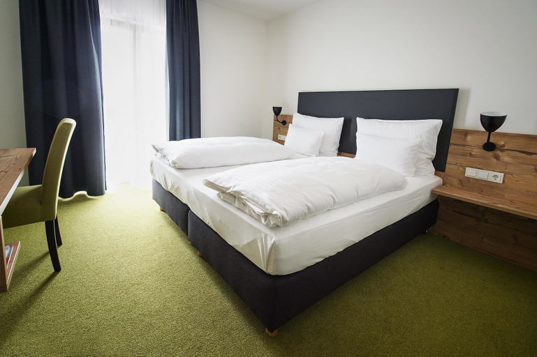 Bedroom 3, Alb Inn – Hotel & Apartments, Alb-Donau-Kreis
