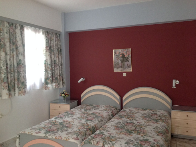 Bedroom 2, Travlos Studios, Ionian Islands