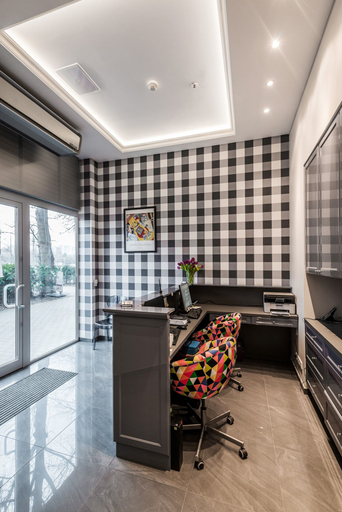 Others 5, Triton Park Apartments, Warsaw