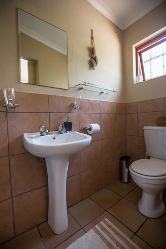 Bathroom 4, Moonflower Cottages, City of Johannesburg