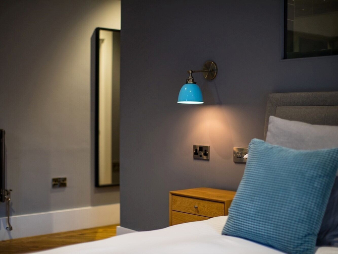 Bedroom 2, The Sun Inn, Midlothian