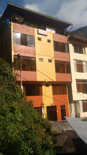 Exterior & Views, Hostal Vista Waynapata, Urubamba