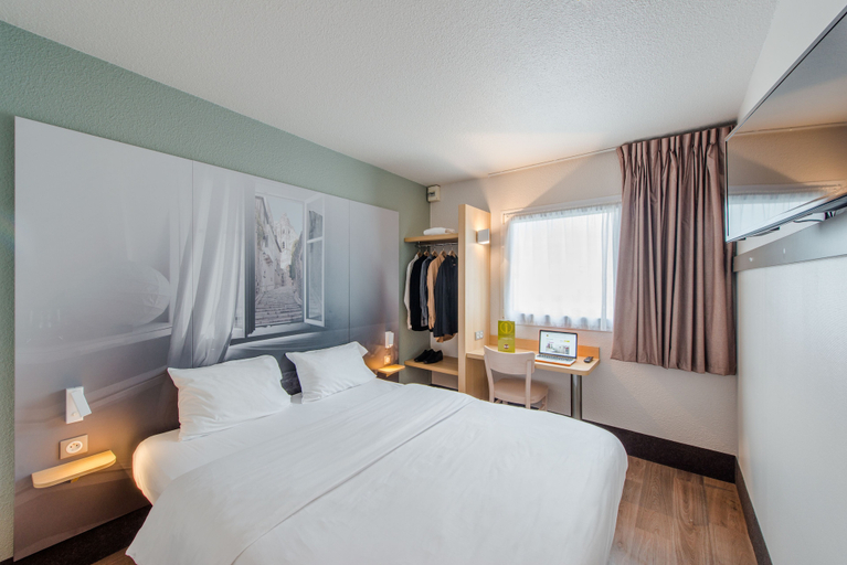Bedroom 3, B&B HOTEL Blois Sud Vineuil, Loir-et-Cher