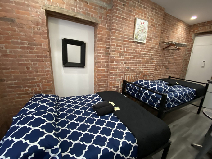 Bedroom 3, 31 Street Broadway Hotel, New York