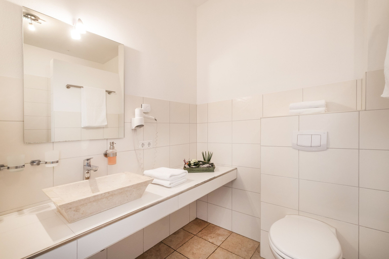 Bathroom 3, Pharisäerhof, Nordfriesland