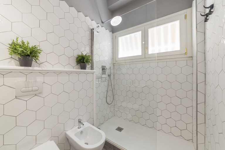 Bathroom 4, San Giovanni Laterano Cozy Flat, Rome