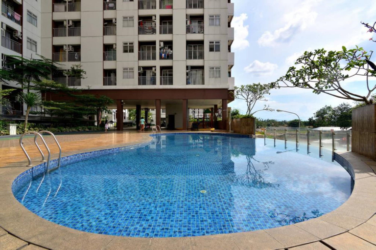 Quade Stay at Serpong Greenview, South Tangerang