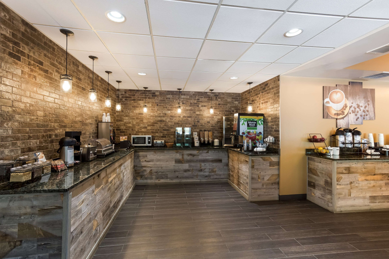 Food & Drinks 5, Best Western Logan Inn, Logan