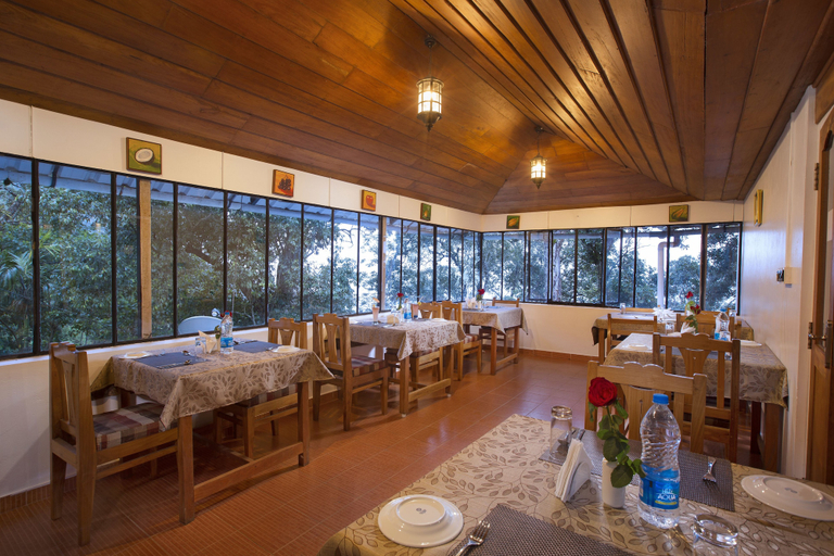 Food & Drinks 4, Bracknell Forest, Idukki