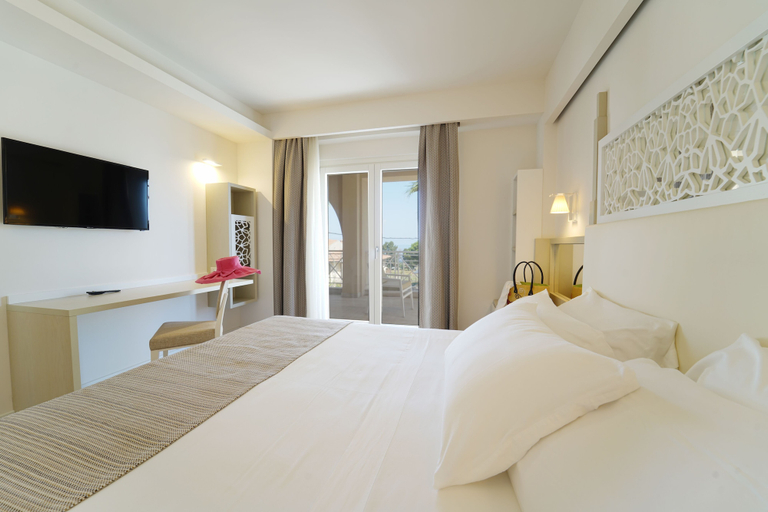 Bedroom 3, Suite Hotel L'Oasi di Riaci, Vibo Valentia