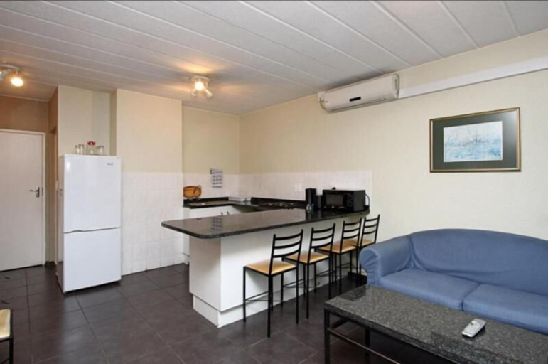 Others 4, Vetho 2 Apartments OR Tambo Airport, Ekurhuleni