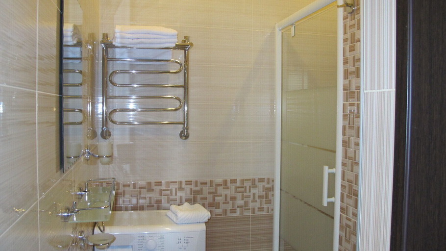 Bathroom 4, Apartment on Bulvar Nadezhd Apt 118, Sochi gorsovet