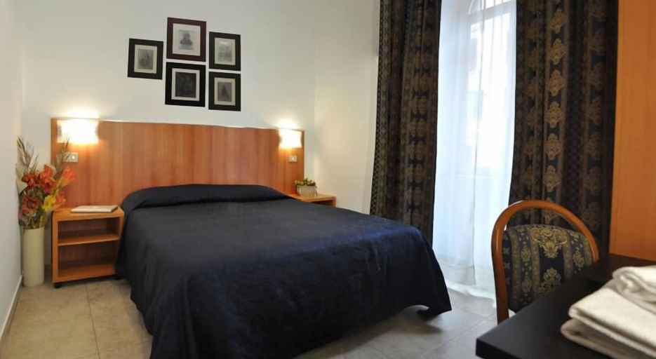 Bedroom 2, Hotel Fiorenza, Rome