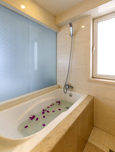 Bathroom 3, Jinjiang Peninsula Seasons Hotel, Qinhuangdao