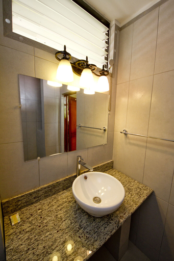 Bathroom 4, Hotel Mont Joli, le Cap-Haïtien