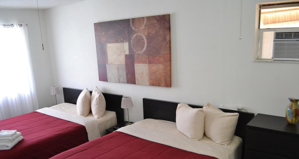 Bedroom 3, House for 12, Broward