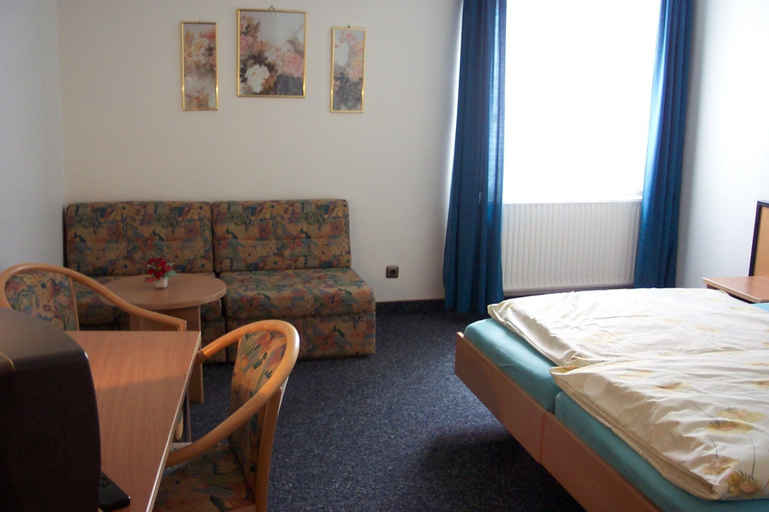 Bedroom 2, Hotel Am Dreienberg, Hersfeld-Rotenburg