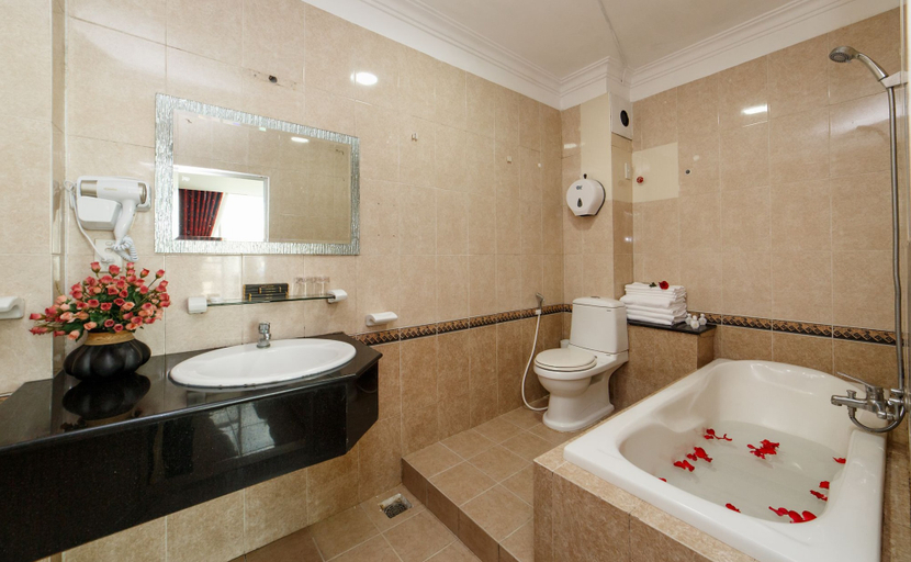 Bathroom 3, Le Nguyen, Đà Lạt