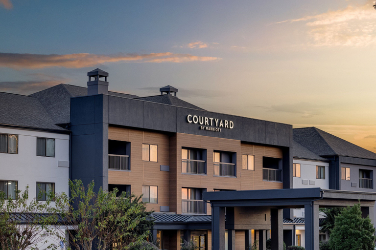 Exterior & Views 2, Courtyard by Marriott Shreveport Airport, Caddo
