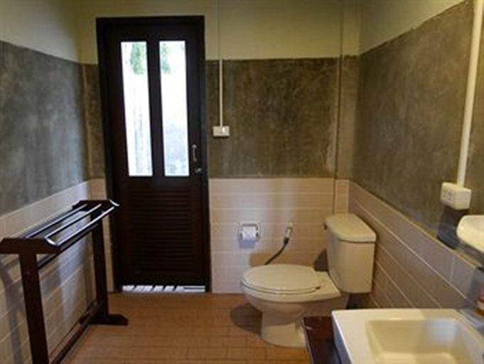Bathroom 4, Sunset Cove Resort, Ko Phangan