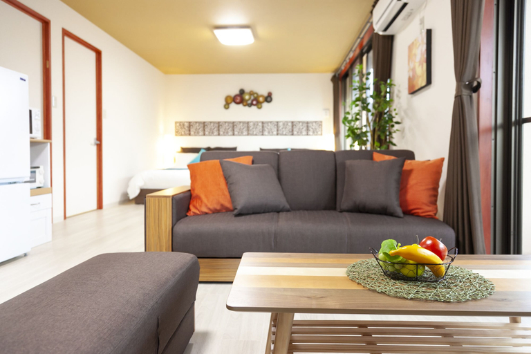 Others 4, Jin Jin House, Motobu