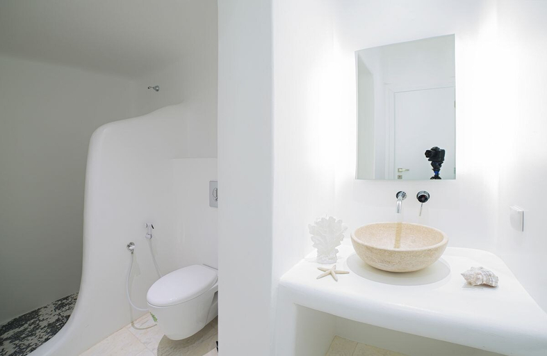 Bathroom 3, Villa Hermes, South Aegean