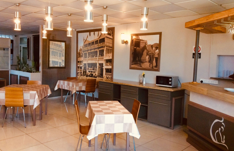 Food & Drinks 5, Le Champ de Mars B&B