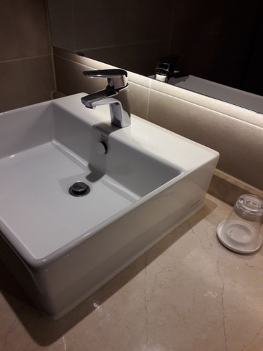 Bathroom 4, Hotel DongBang, Jinju