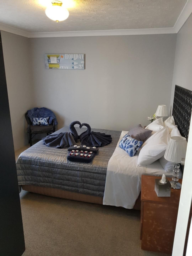 Bedroom 4, Limassol Motel, Gold Coast