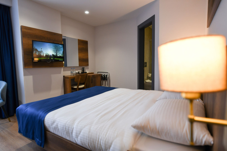 Bedroom 3, Ref Inn Hotel, Merkez