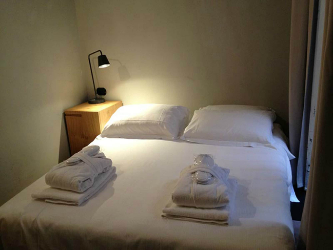 Bedroom 2, Suite Art Navona, Rome